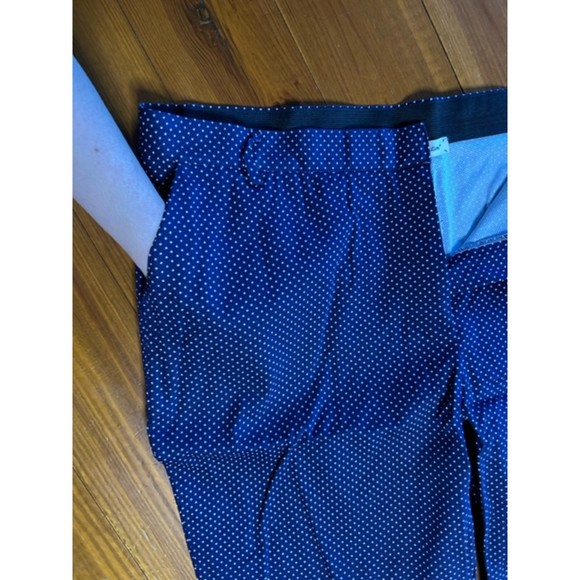 Urban Diction Blue Polka Dot capri pants. Size 2X - Picture 8 of 10